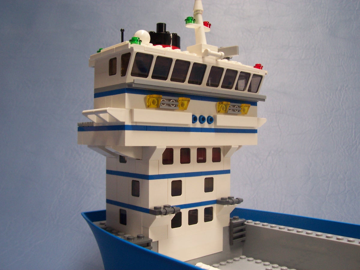 container-ship-most-parts-from-7994_013.jpg