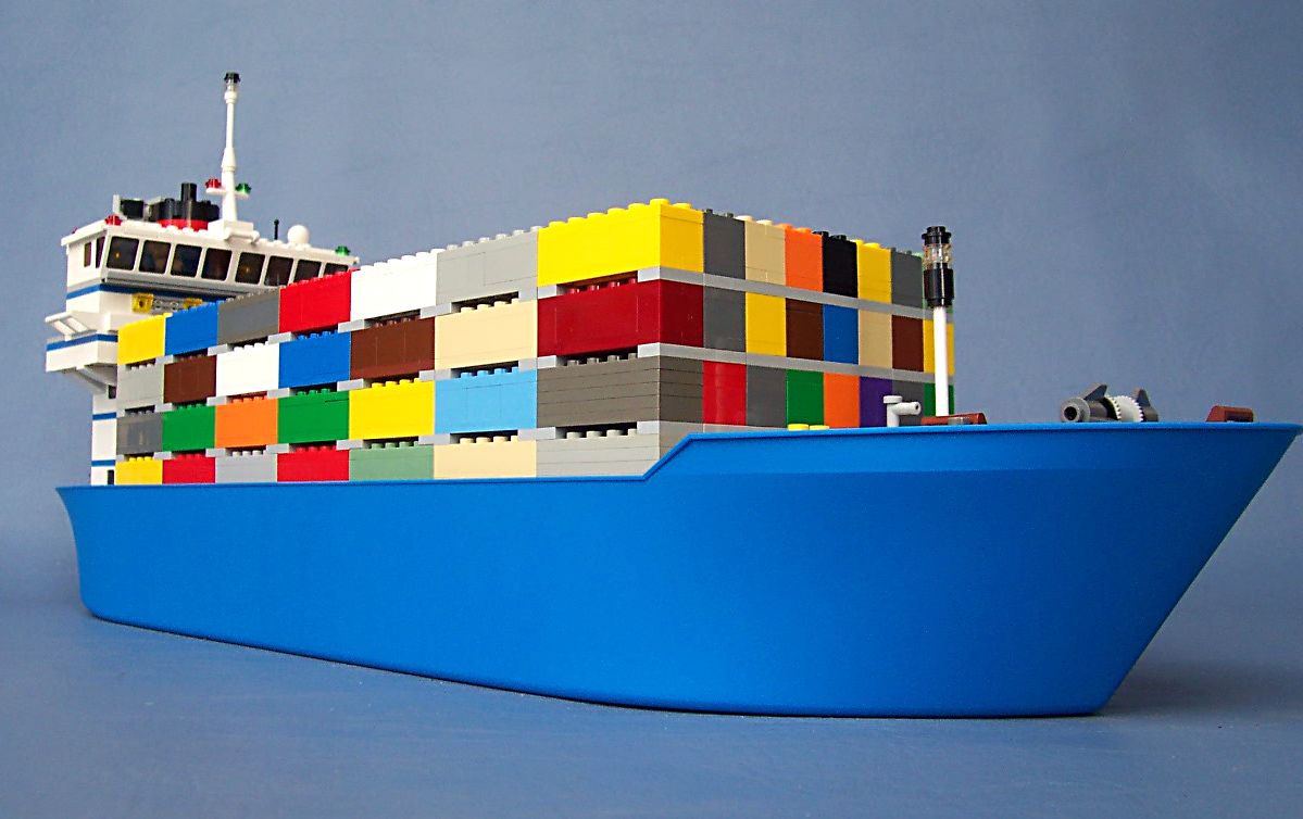 cotainer-ship-most-parts-from-7994-001.jpg