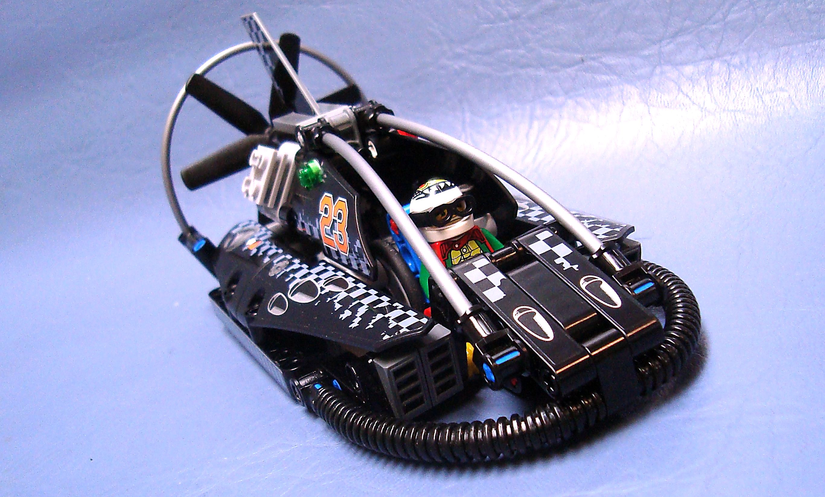 hovercraft-42002_008.jpg