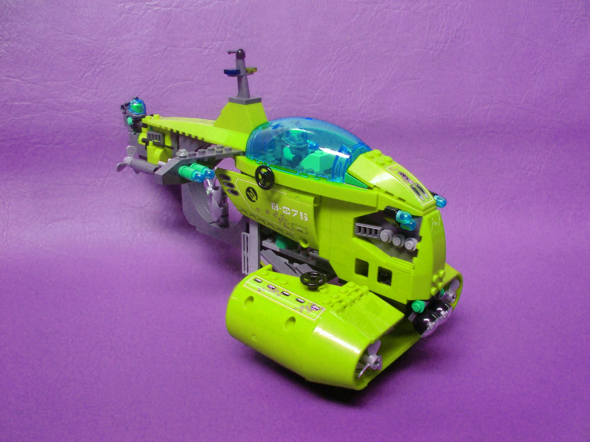 8075-lime_001.jpg
