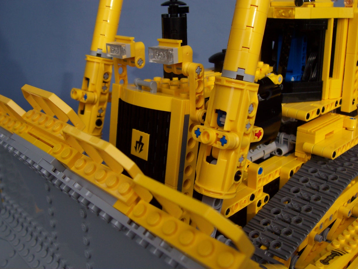 mod-and-moc-8275_033.jpg