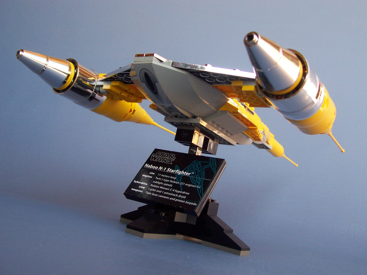 naboo-starfighter-10026_003.jpg