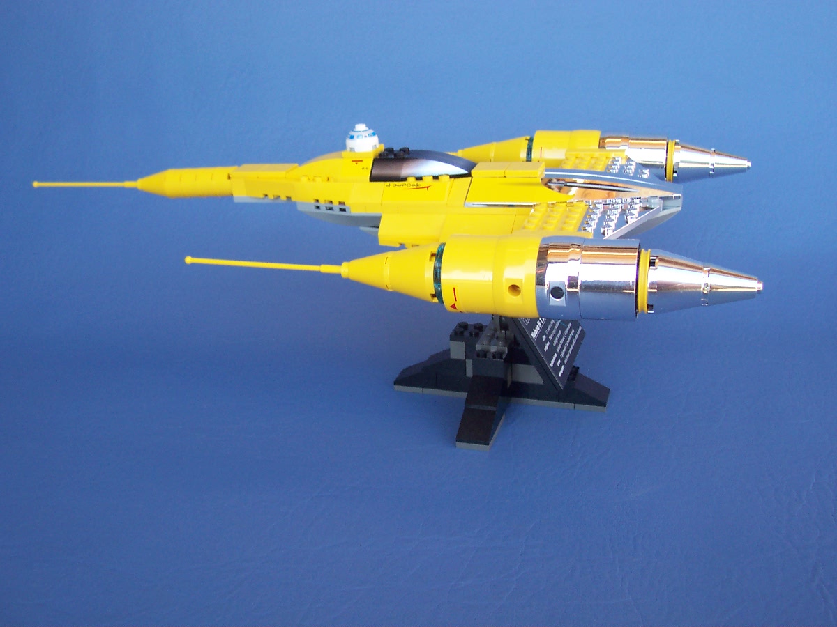 naboo-starfighter-10026_007.jpg