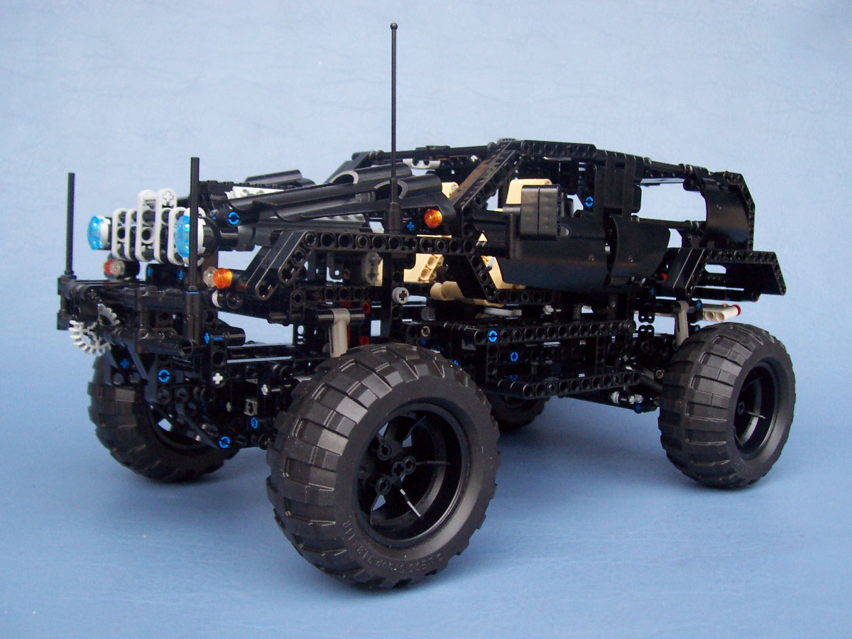 offroader-black-tracker_021.jpg