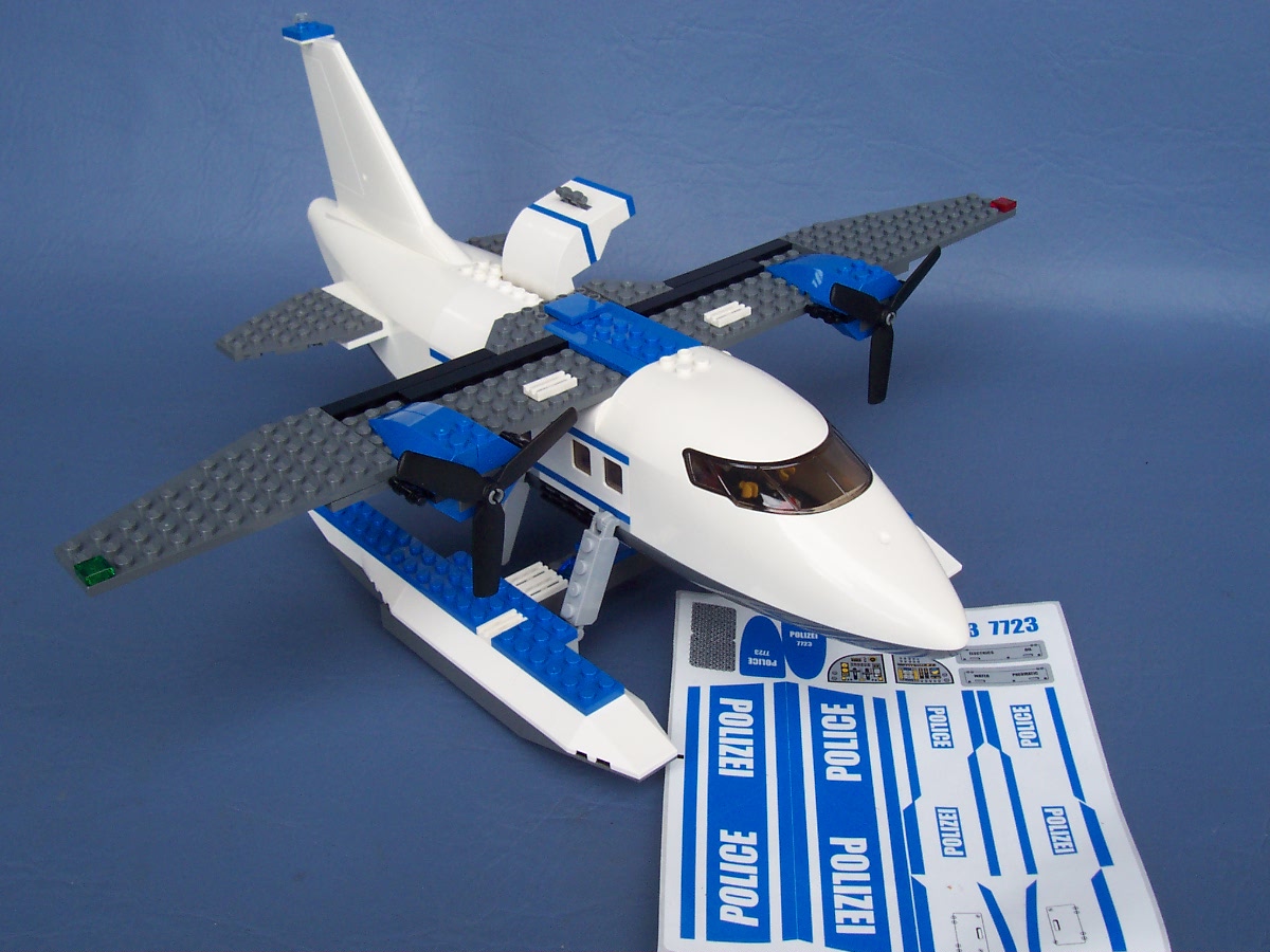 pontoon-police-plane-7723_021.jpg