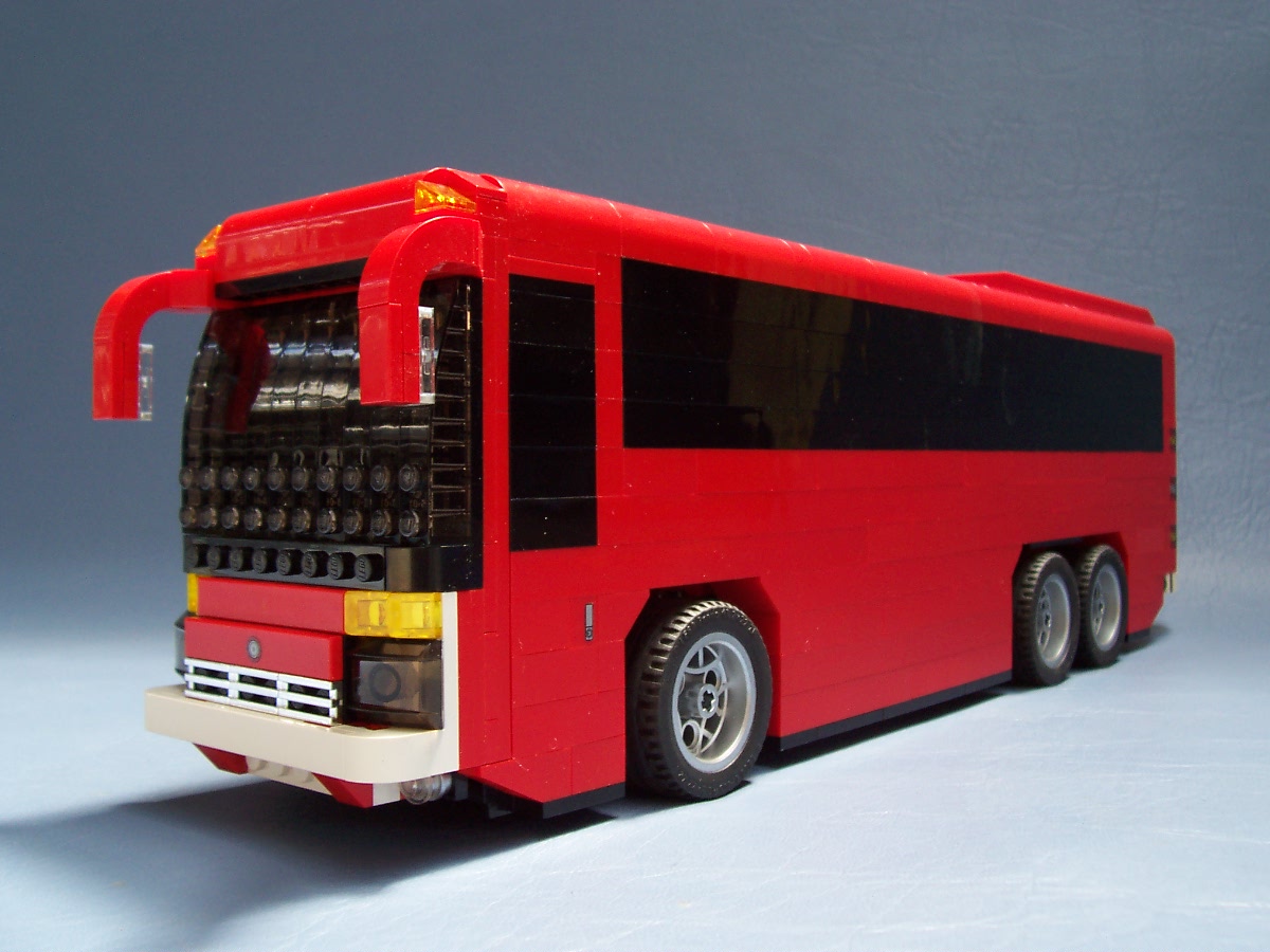 re-bus-ten-wide_012.jpg