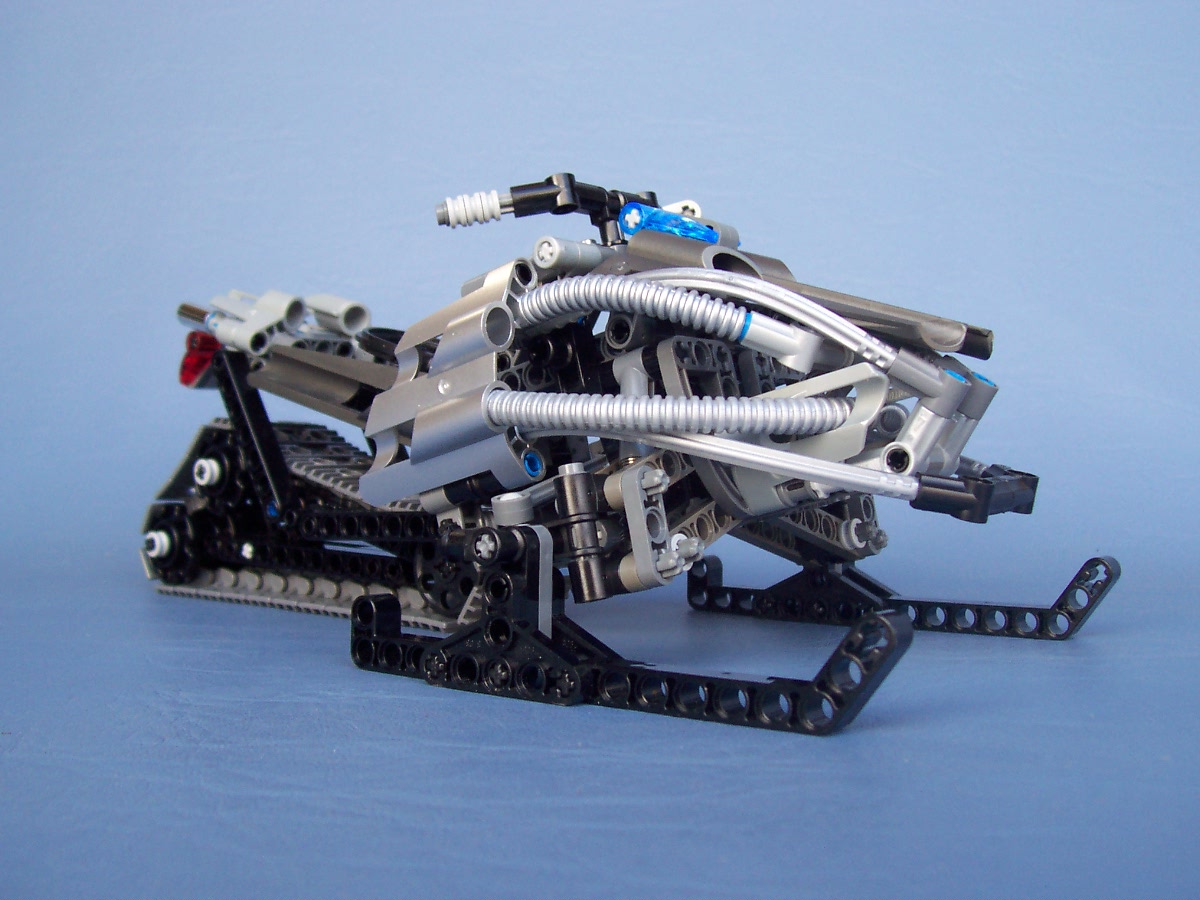 snowmobile-8272-color-swap_001.jpg