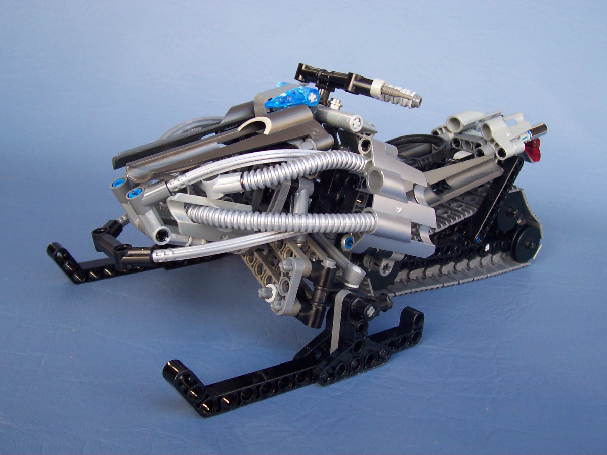 snowmobile-8272-color-swap_004.jpg
