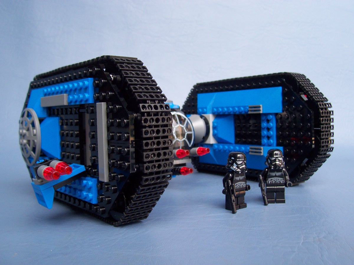 tie-crawler-7664_001.jpg