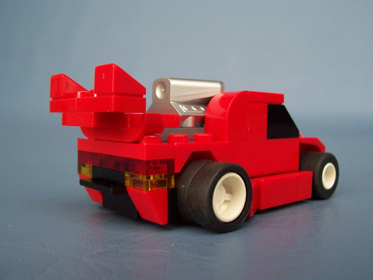 tiny-turbos-red-hot-pursuit_007.jpg