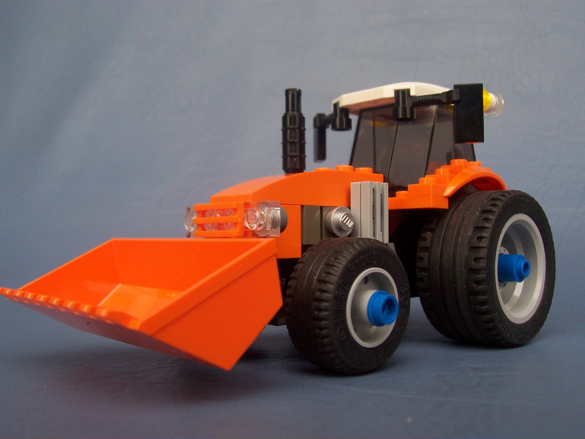 tractor-o_017.jpg