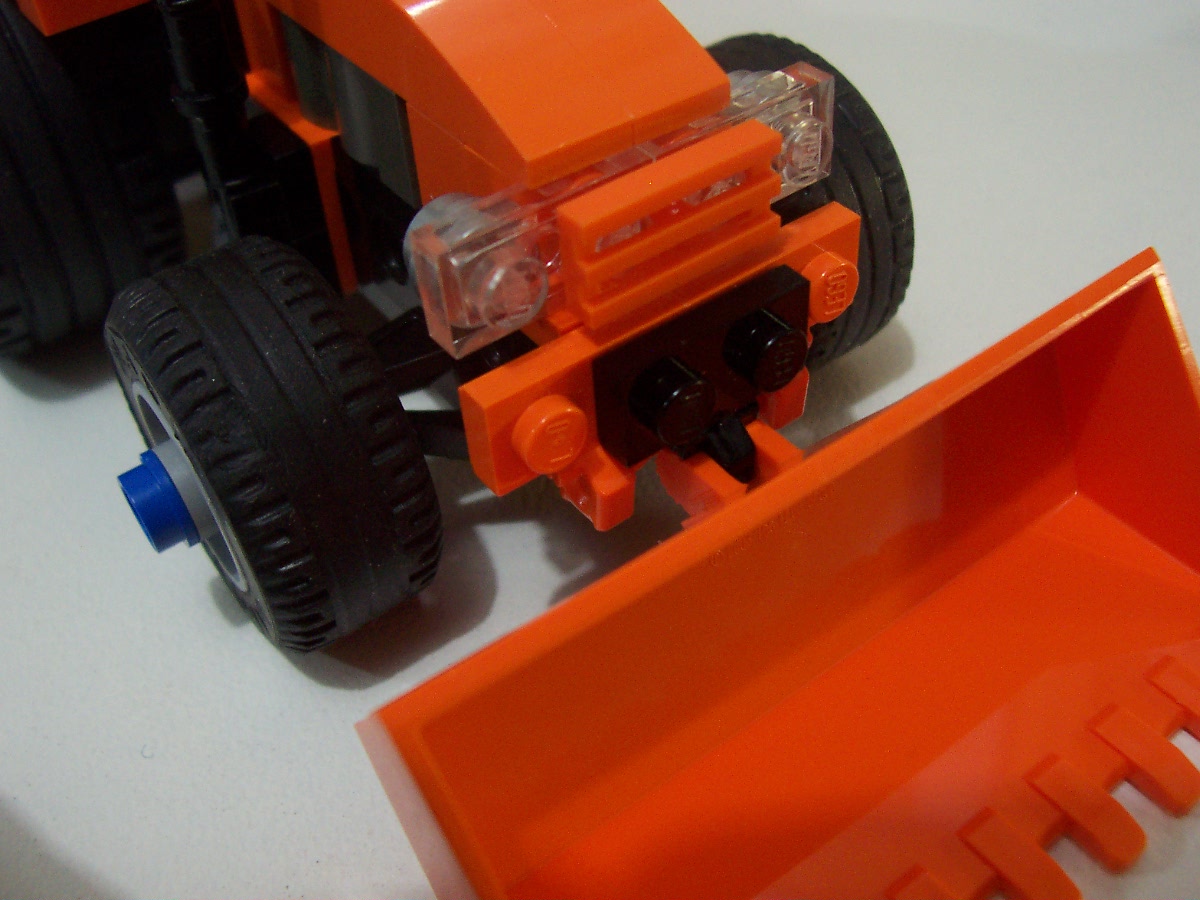 tractor-o_031.jpg