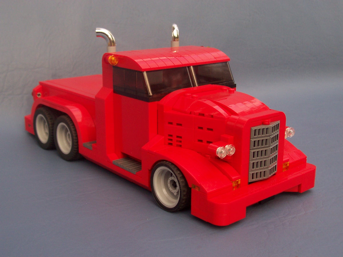 tractor_truck_retro_show_speeded_009.jpg