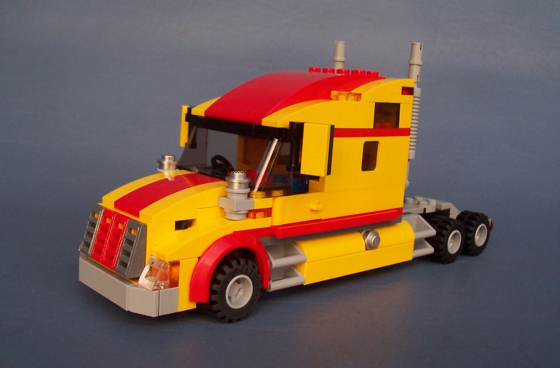 city-_truck-moc-3221_008.jpg