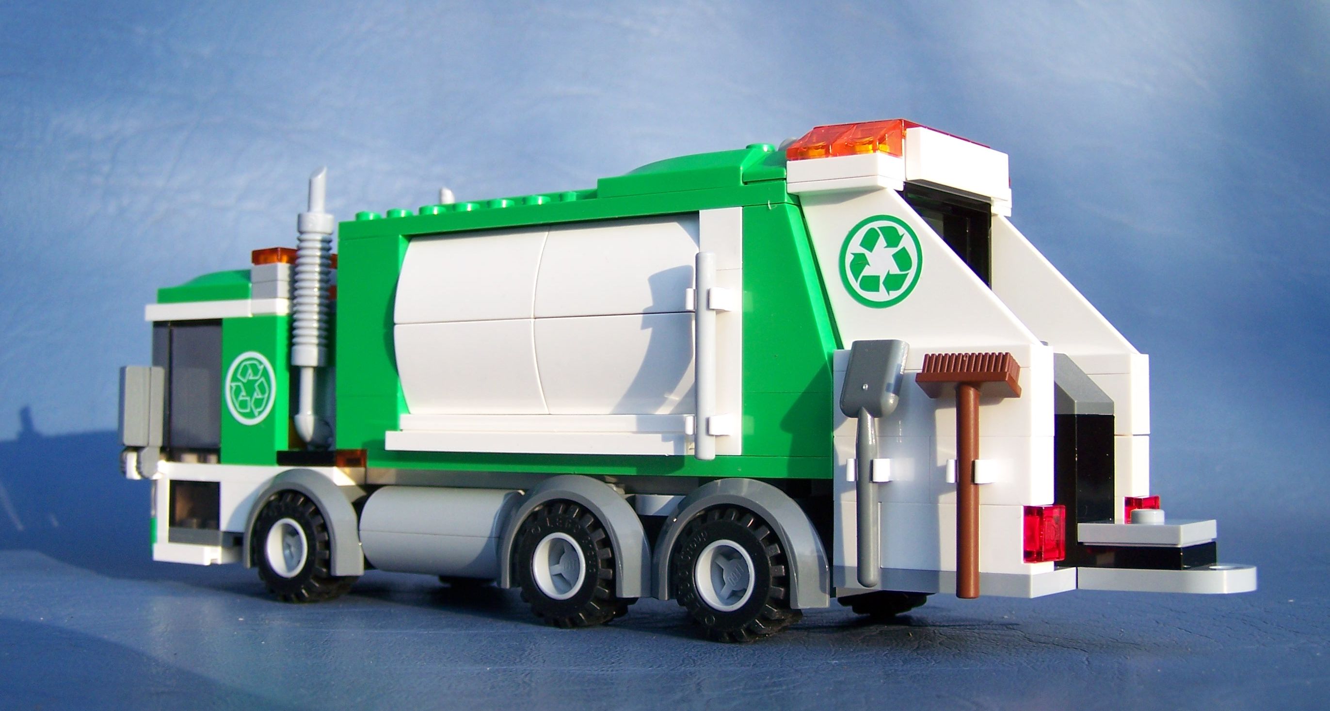 garbage-truck_038.jpg