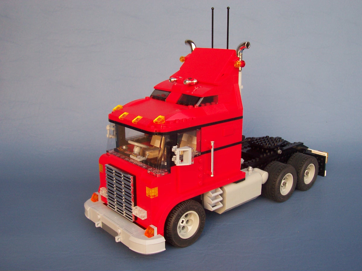 truck-red_moc_084.jpg