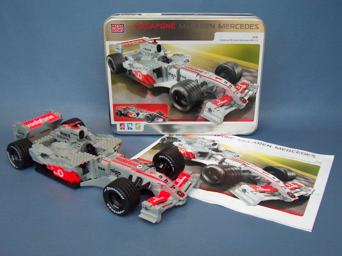 vodafone-mclaren-mercedes_041.jpg