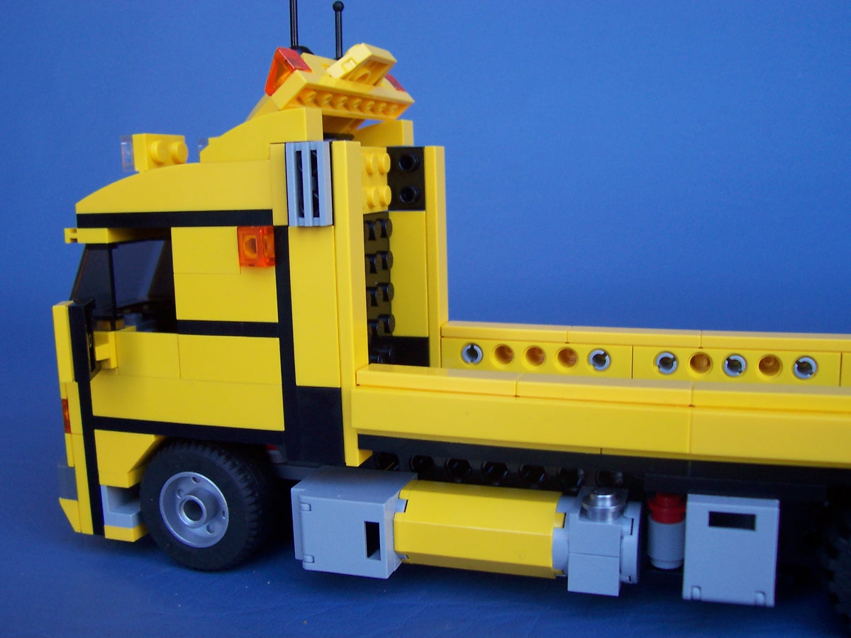 yellow-truck_003.jpg