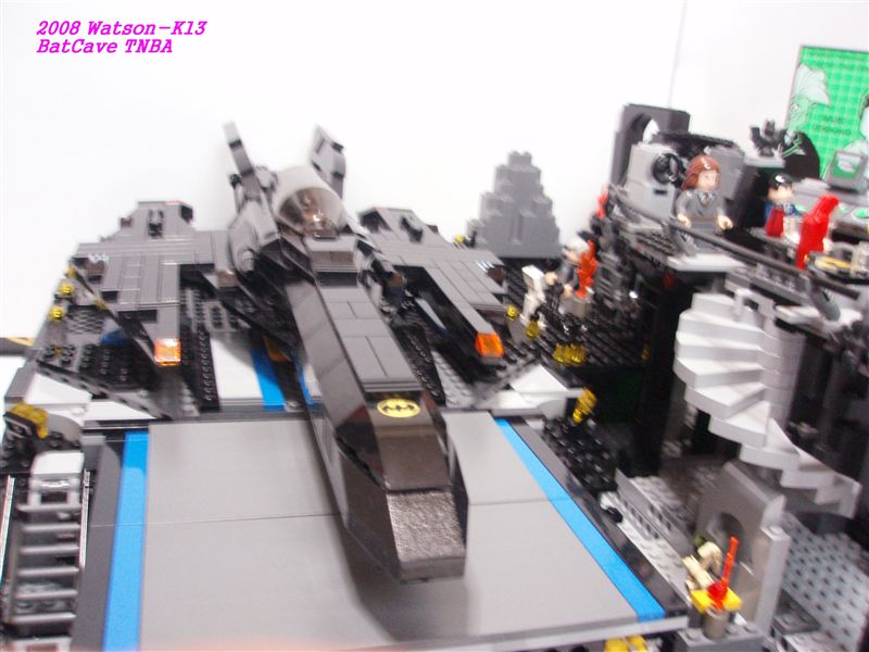 batcave_tnba04_b.jpg