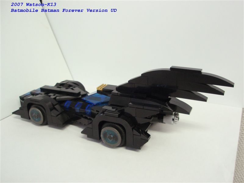 batmobile_fore_ud03_b.jpg