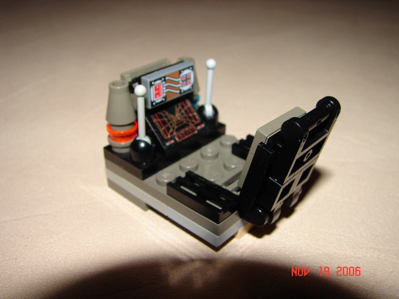 slave_cockpit_mod_003.jpg