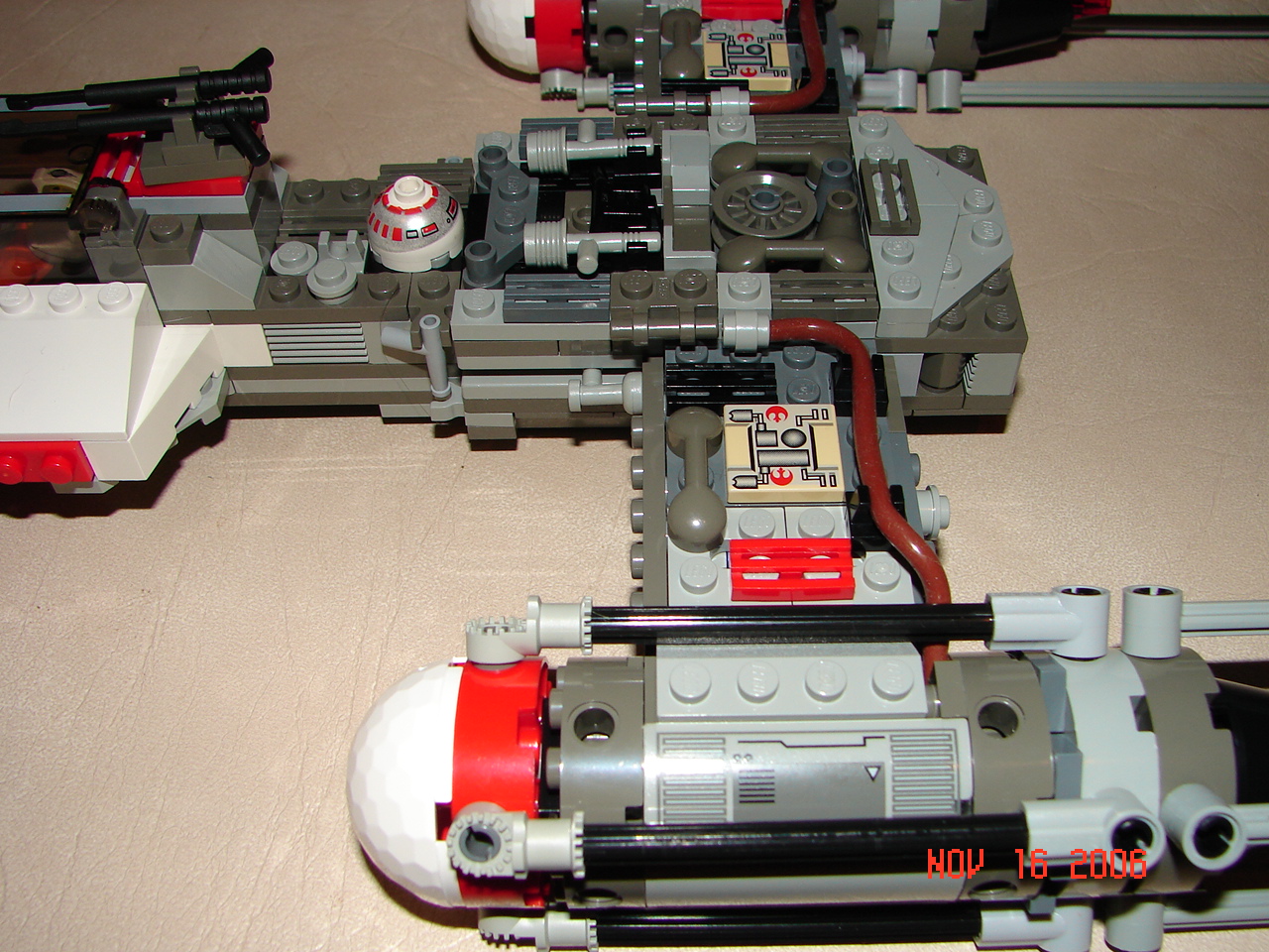 y-wing_010.jpg