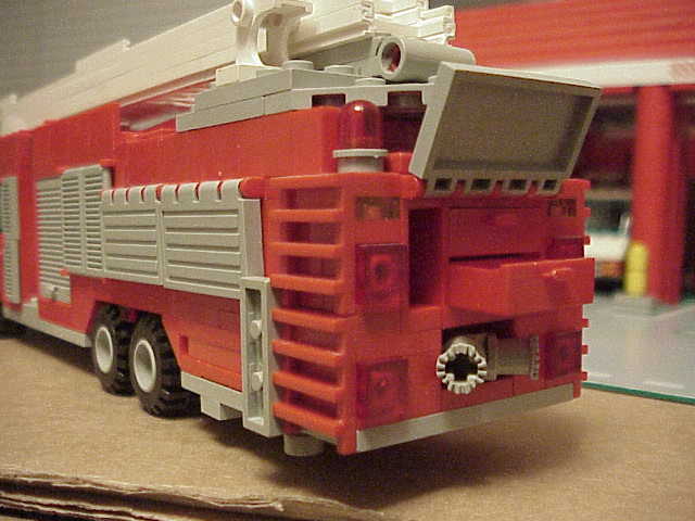 t9toolrear.jpg