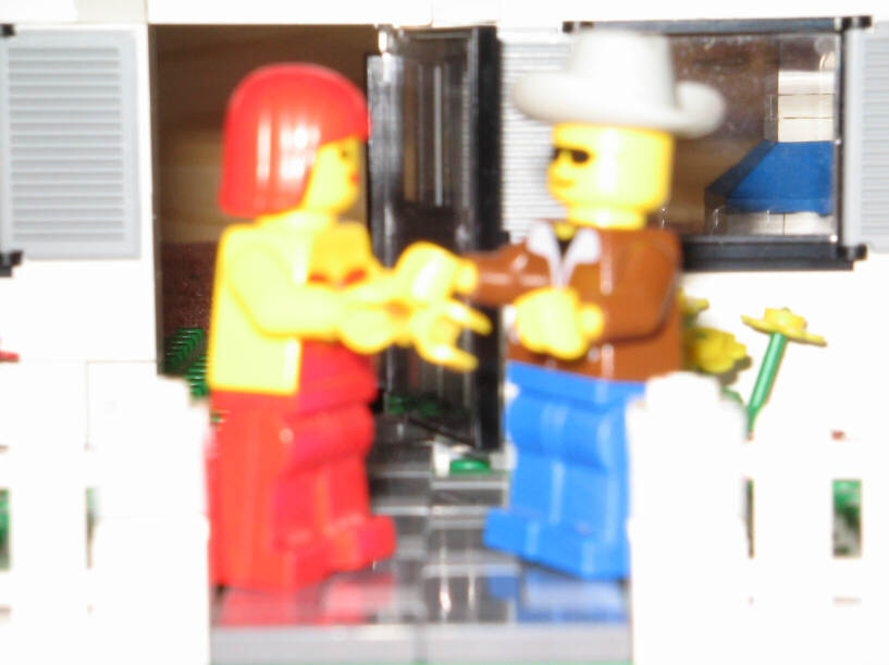 minifig-view-3.jpg
