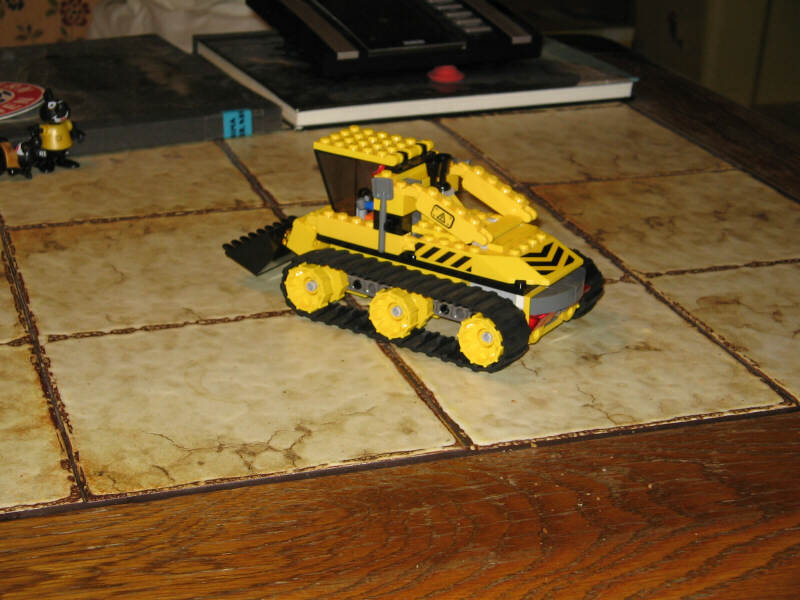 bulldozer-2.jpg