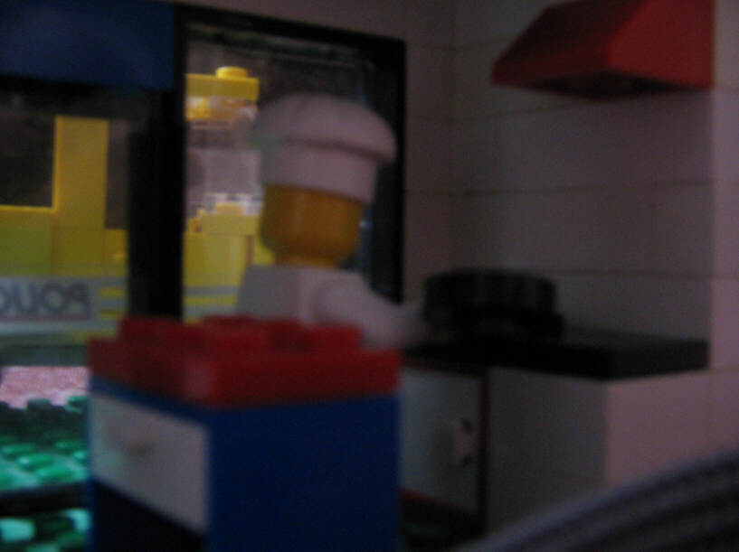 minifig-view2.jpg