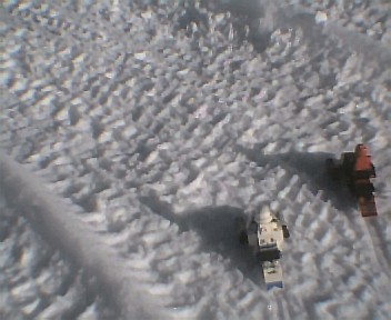 snowmachinees001.jpg