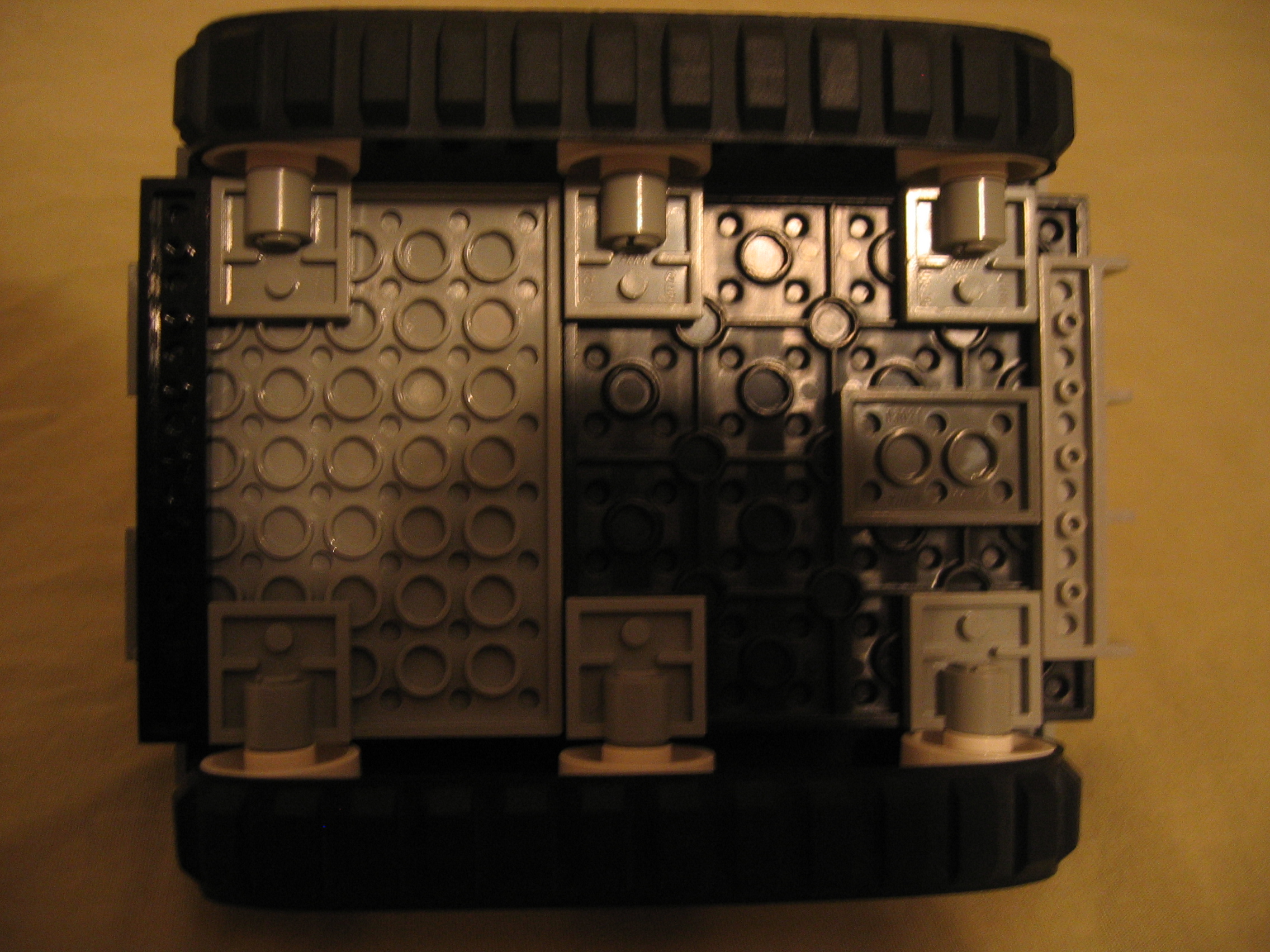 lego_tank_022.jpg