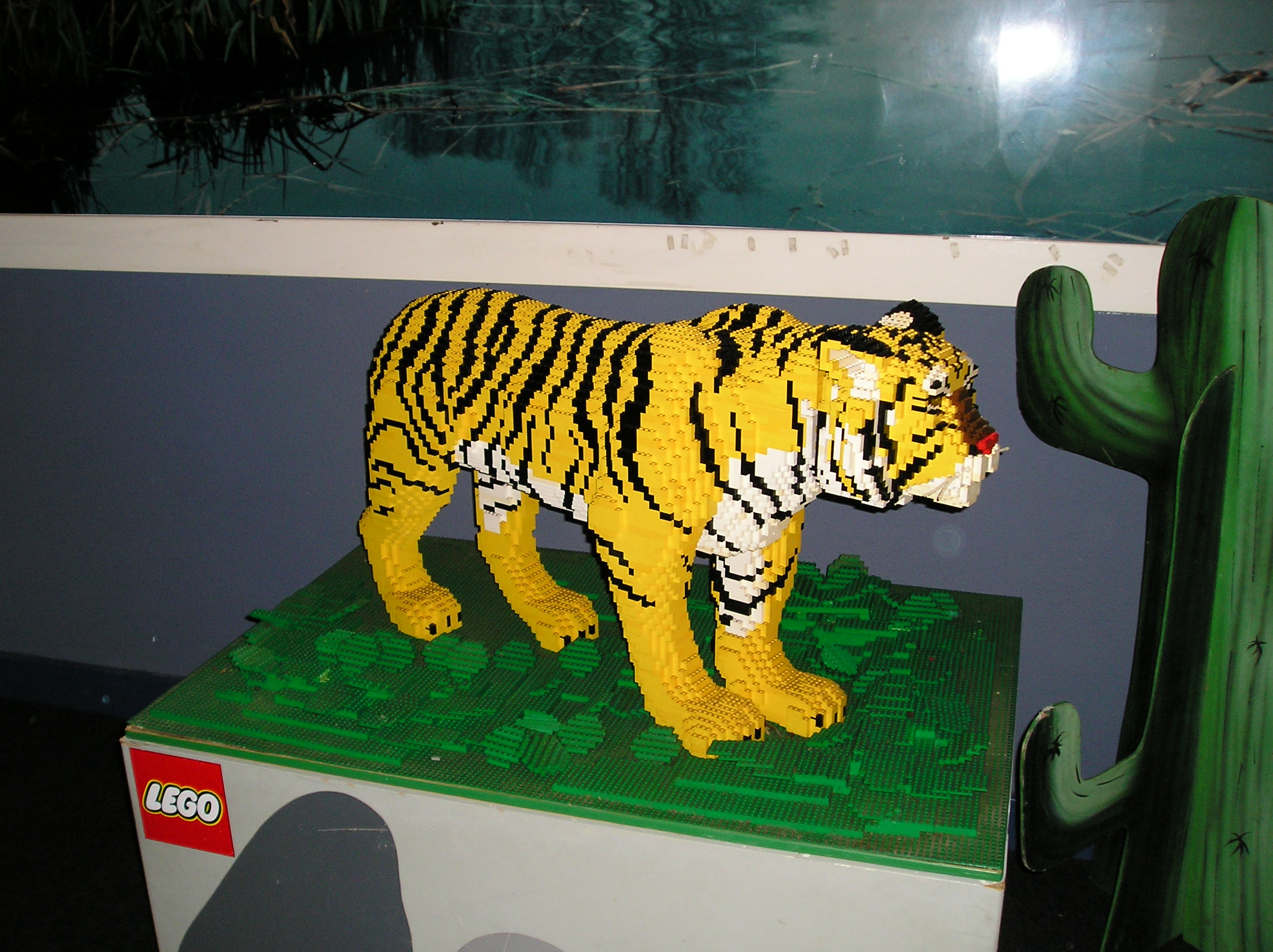 display_tiger.jpg
