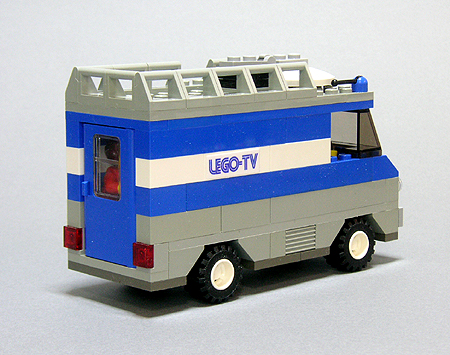 broadcast-van-03.jpg