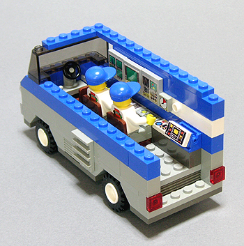 broadcast-van-06.jpg