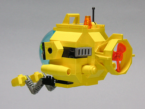 midget-submarine-06.jpg