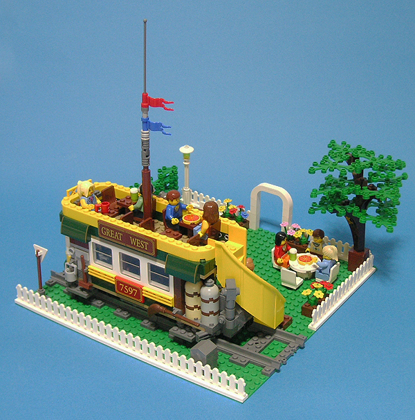 tram-restaurant-03.jpg