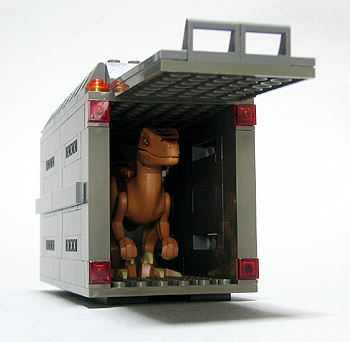 jurassic-cage-04.jpg