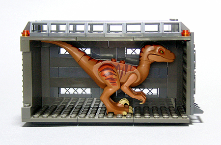 jurassic-cage-05.jpg