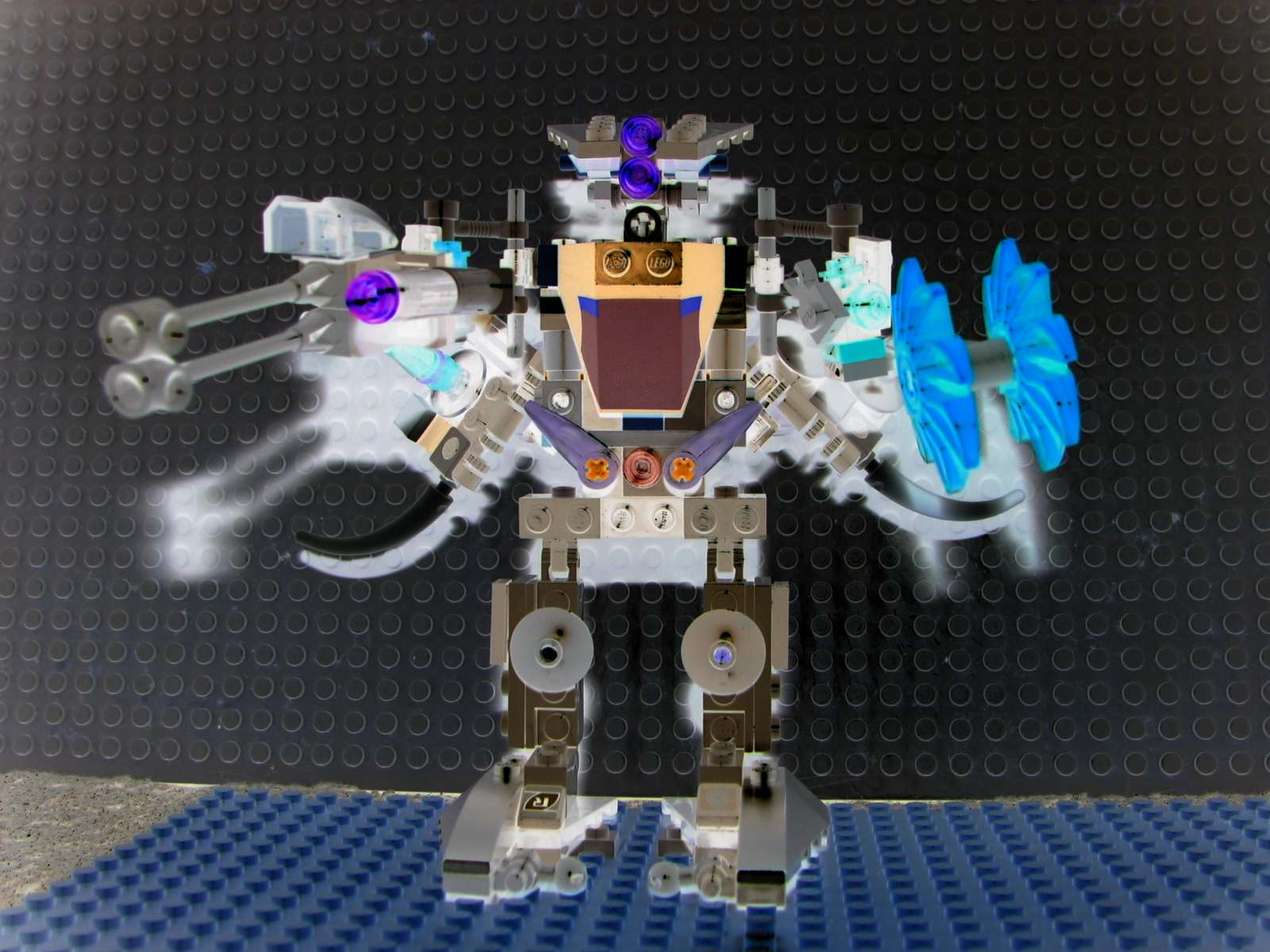 lego_robot_o_doom_005.jpg