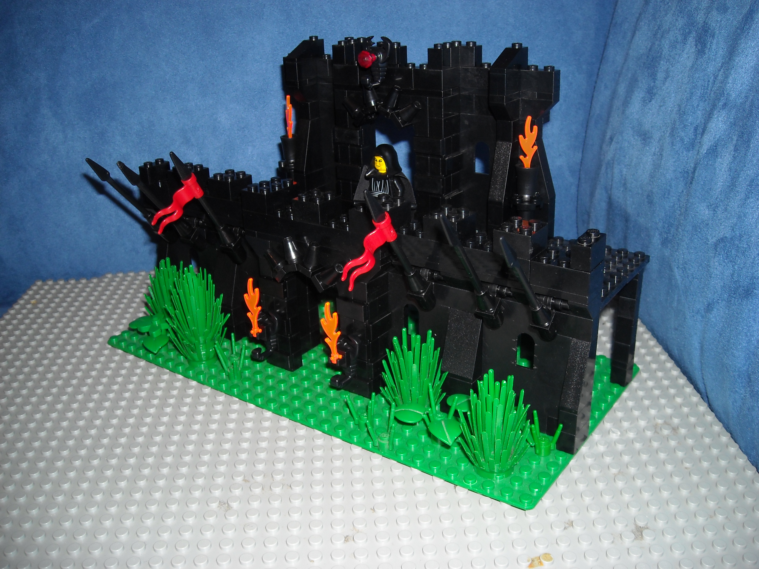 castle_of_dark_mage_1.jpg