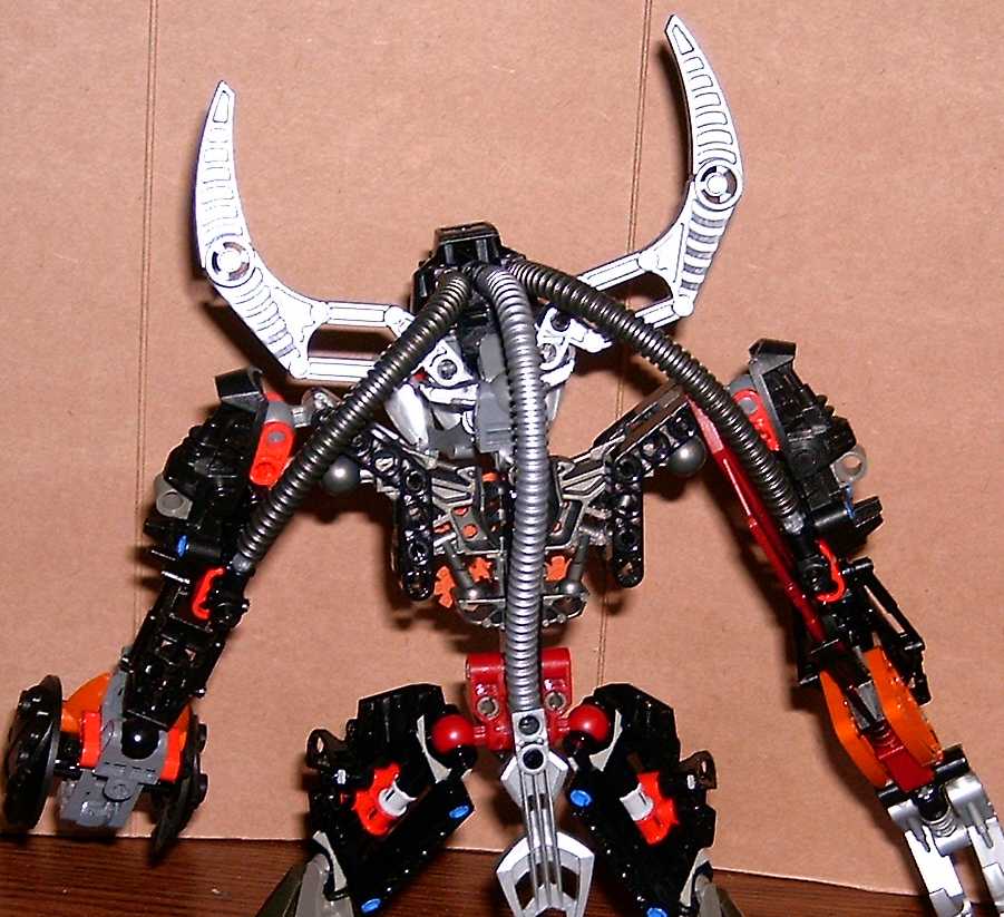 makuta_piraka_b.jpg