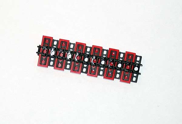 tread_studs02.jpg