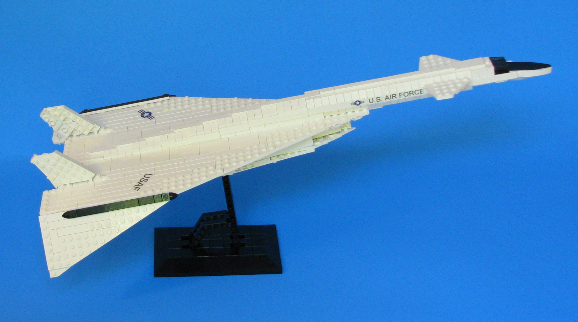 xb-70valkyrie_03.jpg