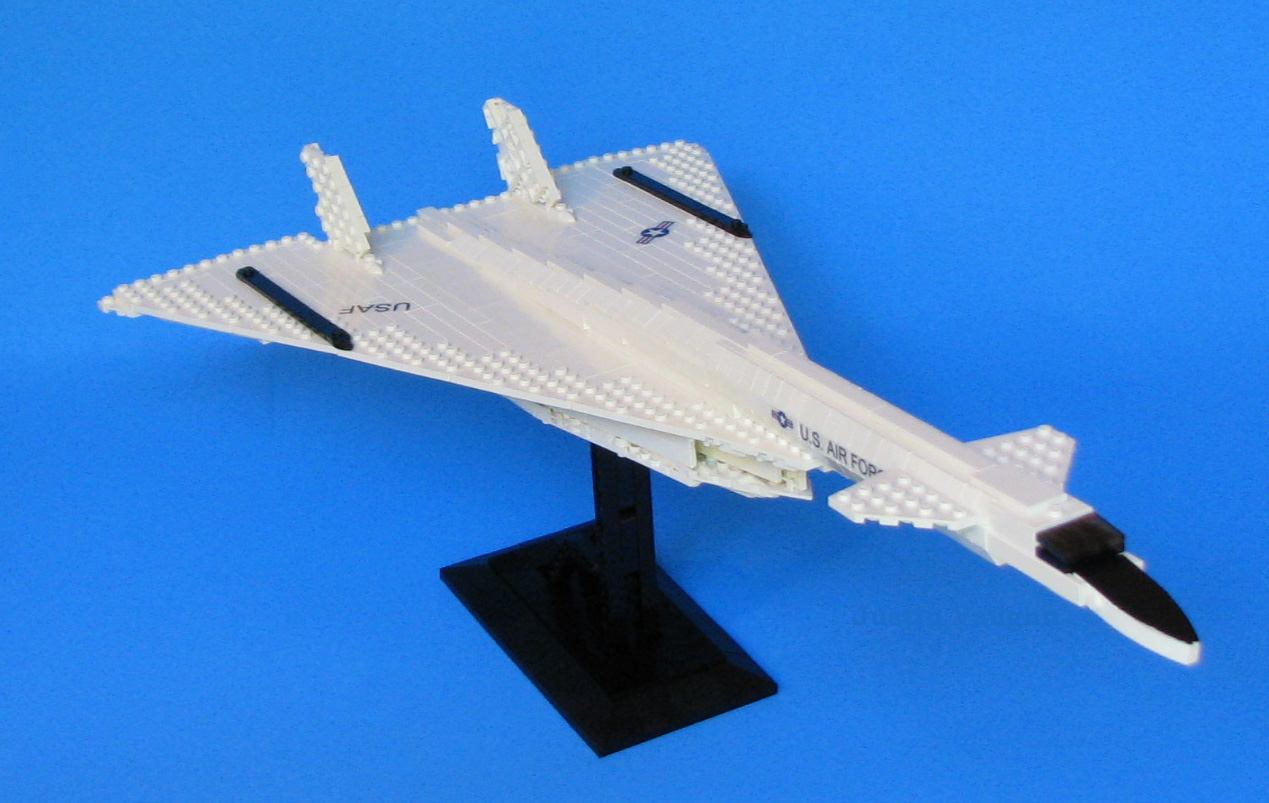 xb-70valkyrie_09.jpg