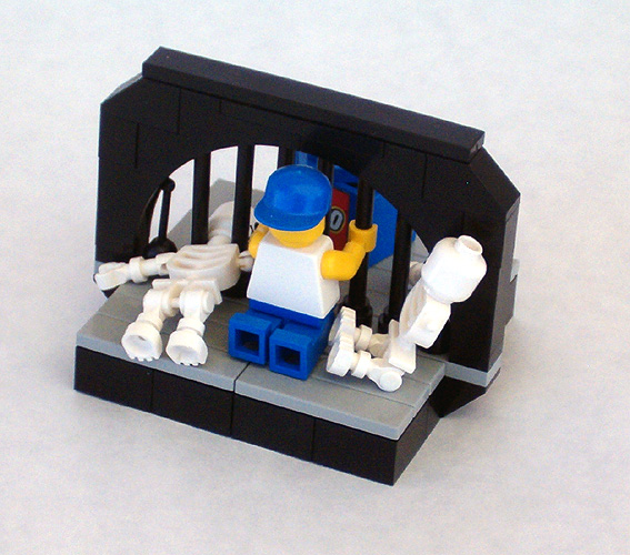 legotorture02.jpg