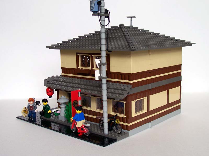 08_angle1_closeup_with_people.jpg