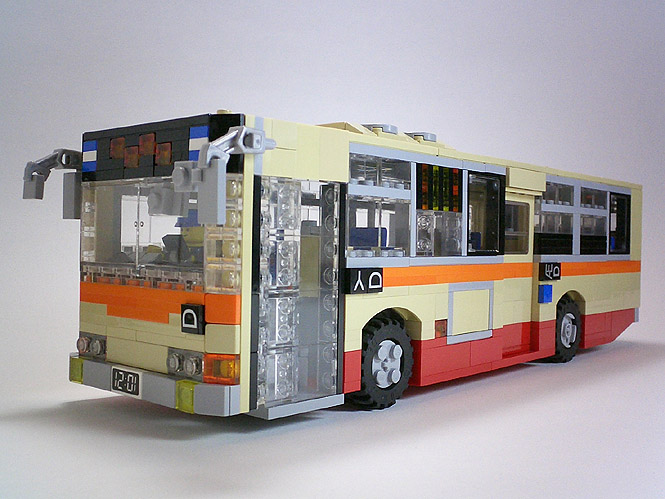 bus-01.jpg