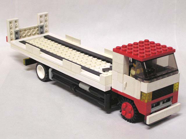 lego_carrier_1.jpg