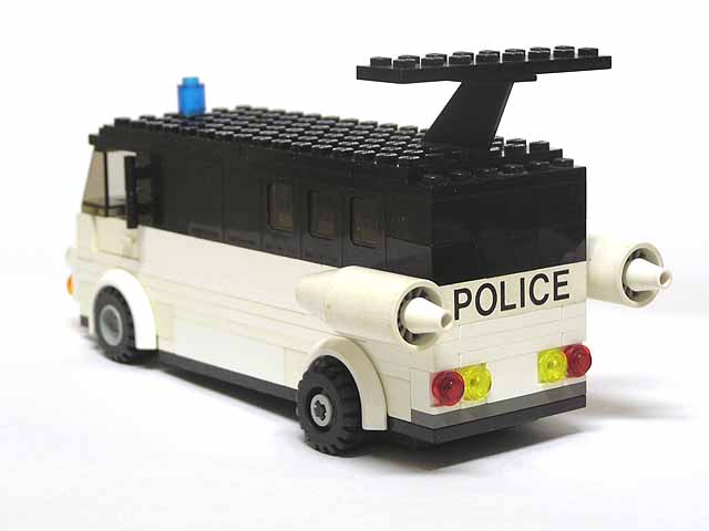 lego_police_2.jpg